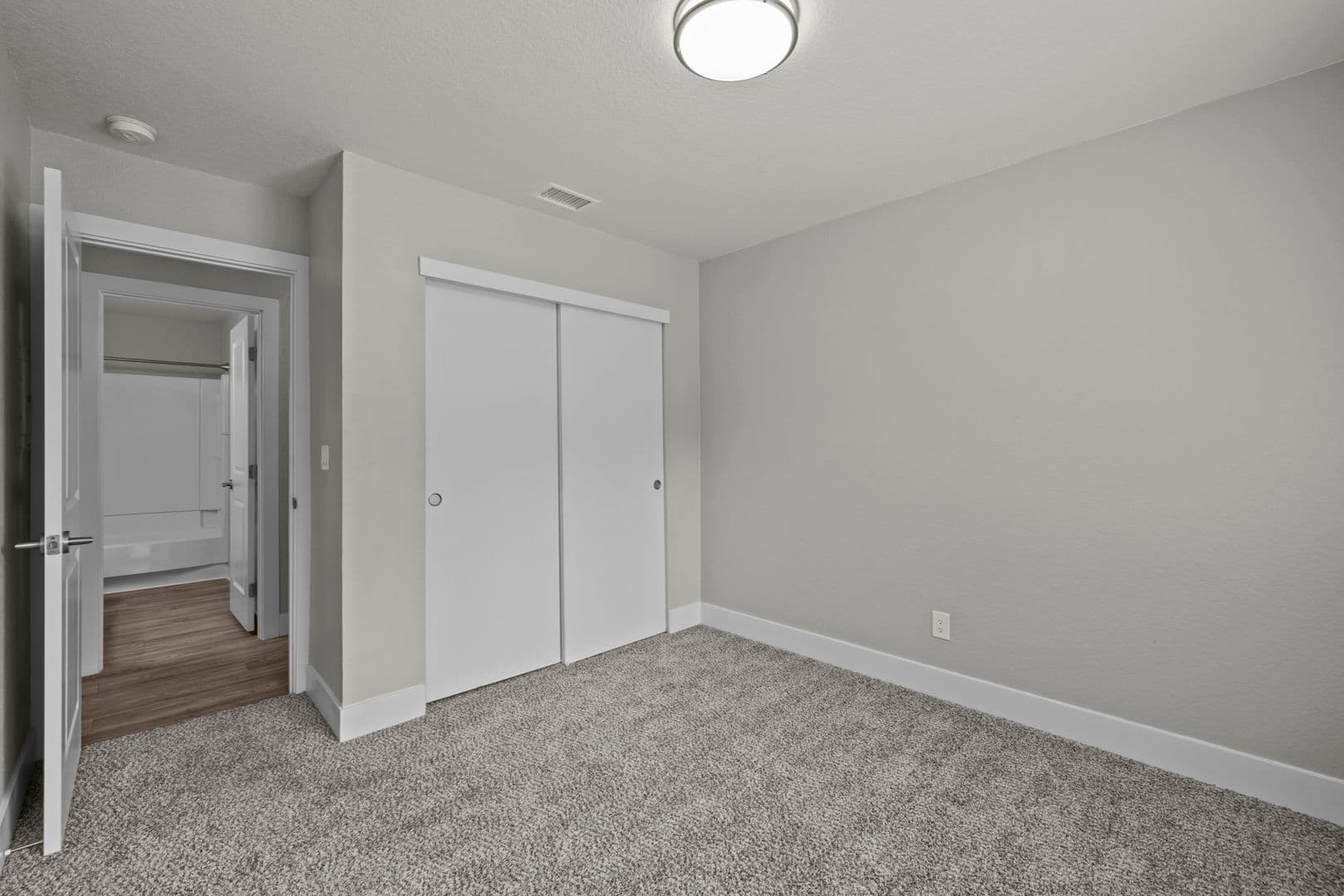 Rancho Cordova Apartment: 2330 Vehicle Dr
