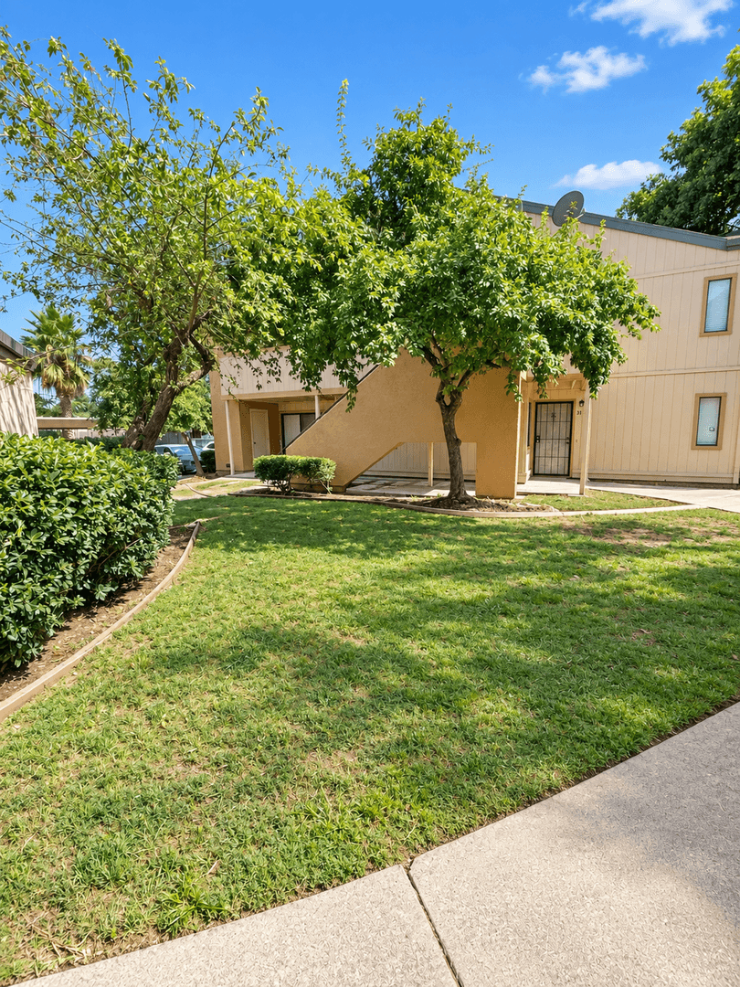 Sacramento Apartment: 3859 Annadale Ln