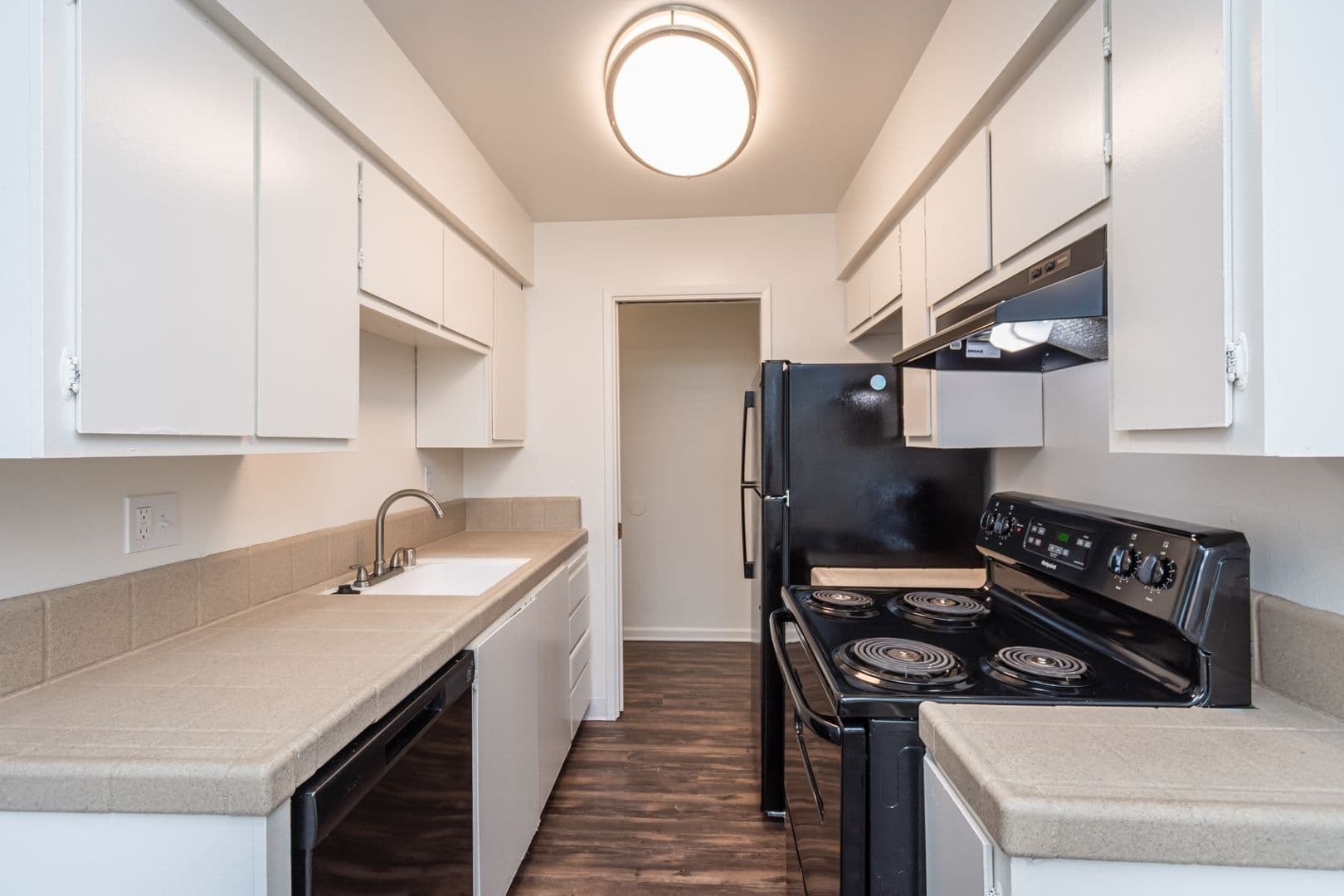 Sacramento Apartment: 2929 Edison Ave