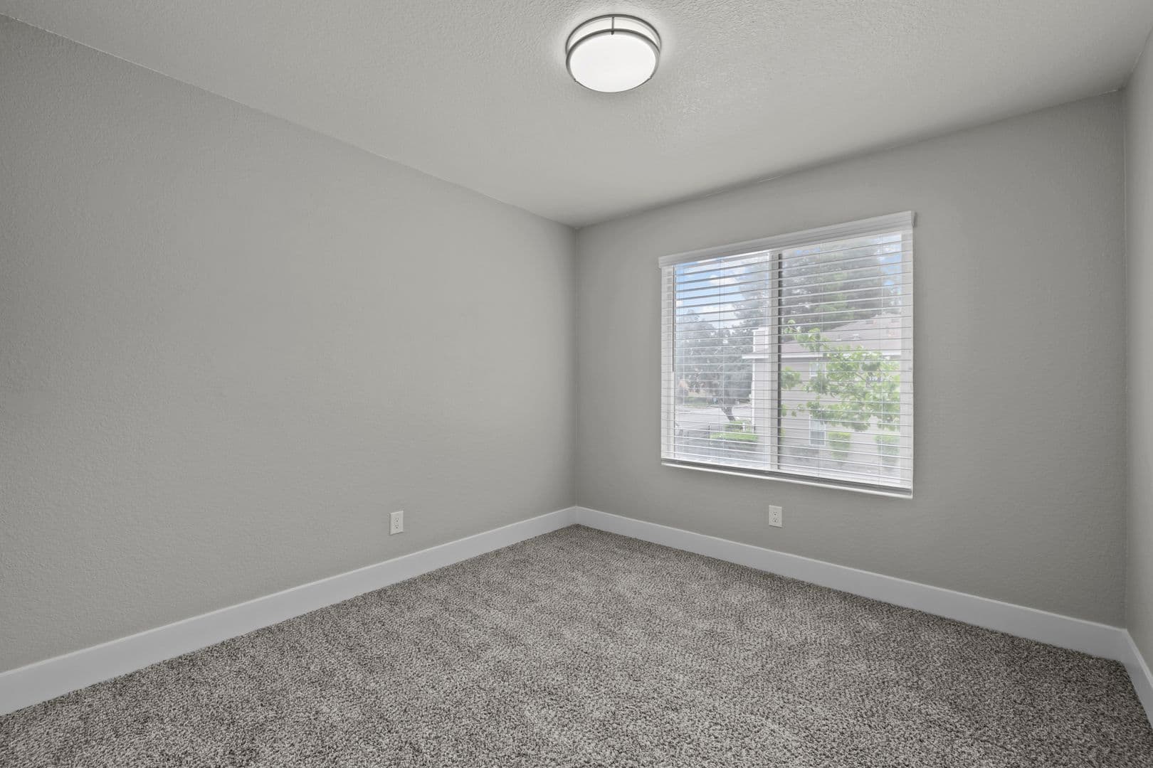 Rancho Cordova Apartment: 2330 Vehicle Dr