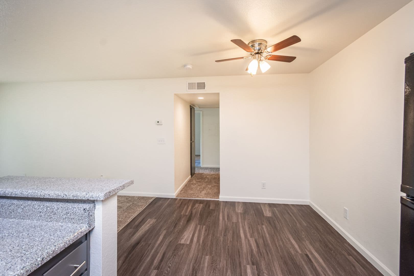 Sacramento Apartment: 7826 Center Parkway