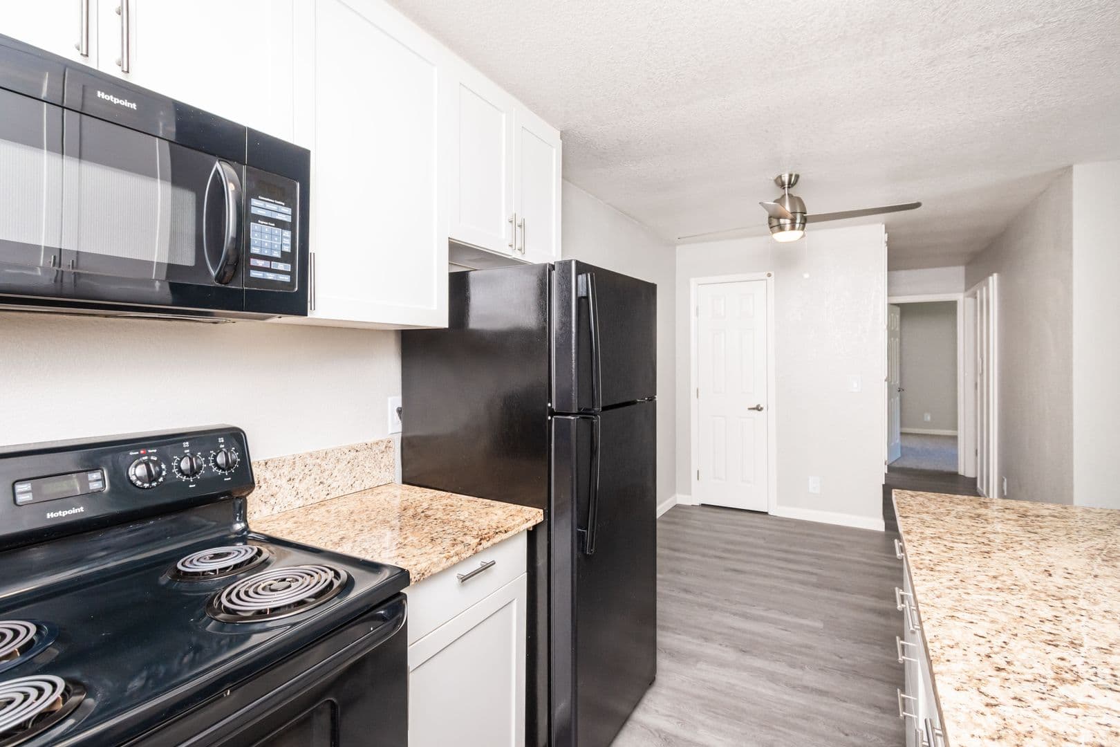 Rancho Cordova Apartment: 2707 La Verta Court