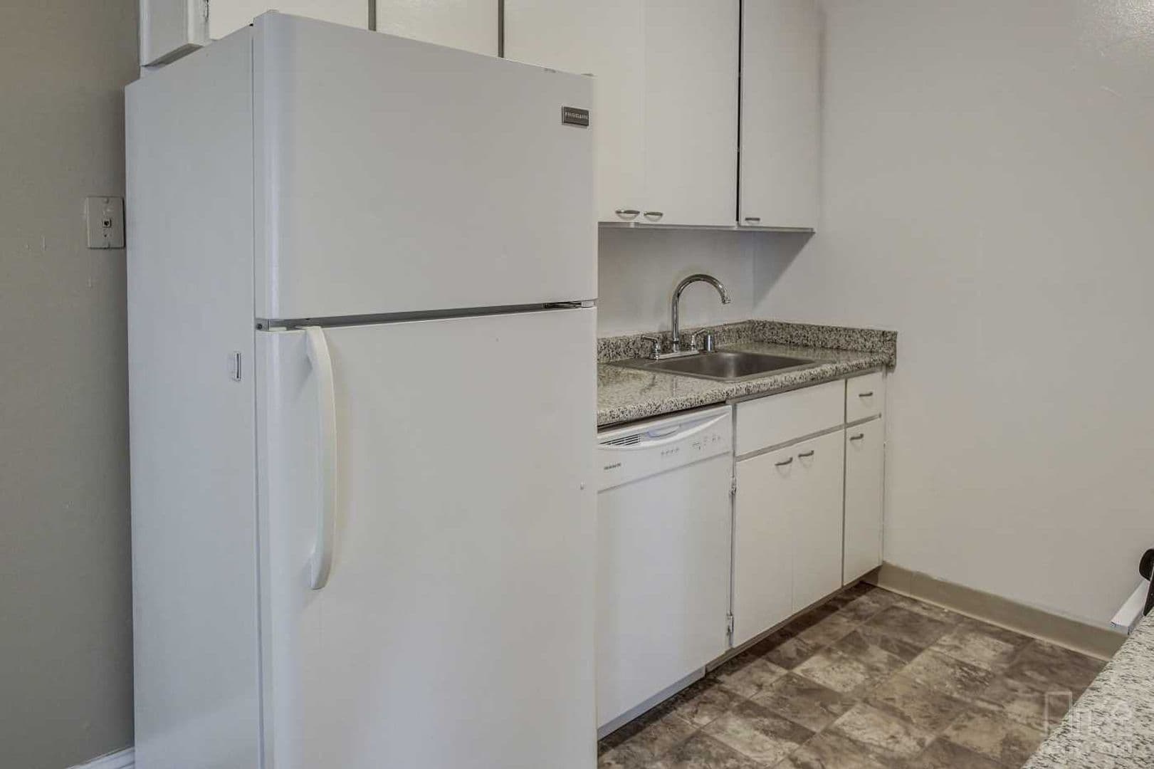 Sacramento Apartment: 5300 Hackberry Ln