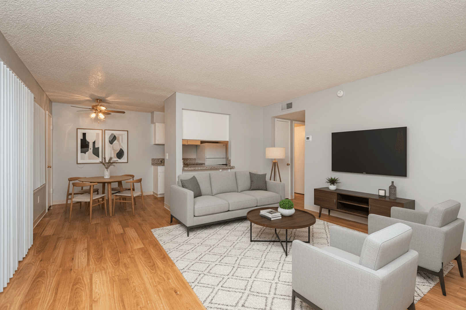 Rancho Cordova Apartment: 2850 La Loma Drive