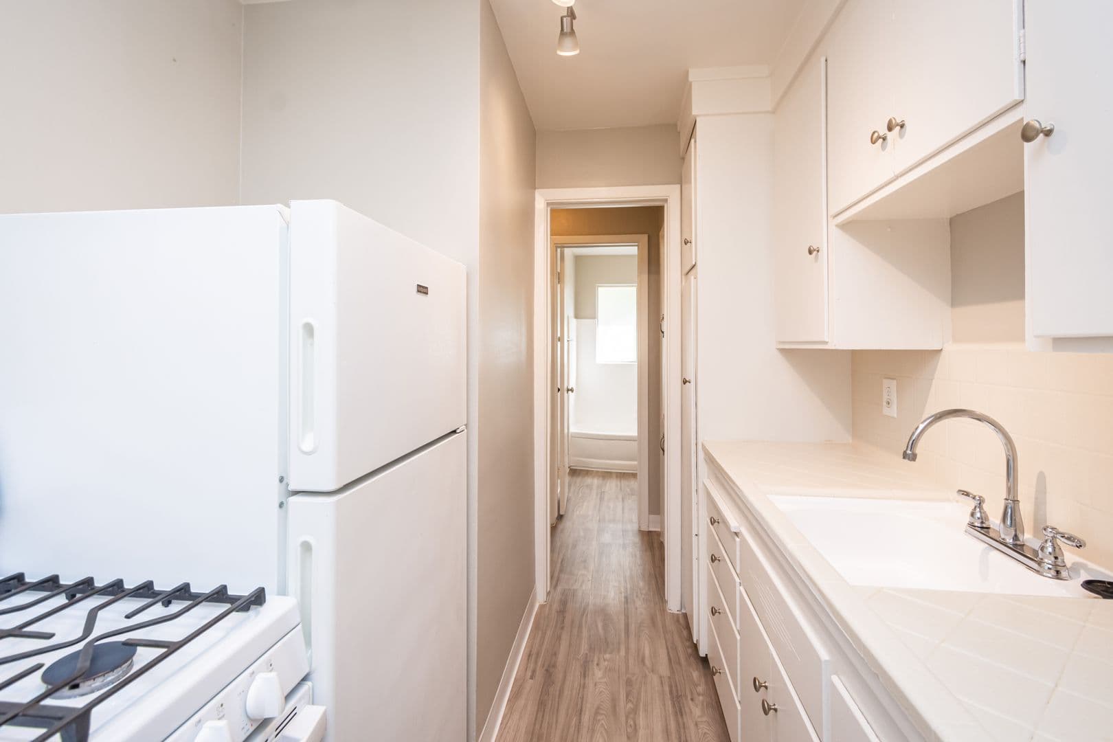 Sacramento Apartment: 801 McClatchy Way