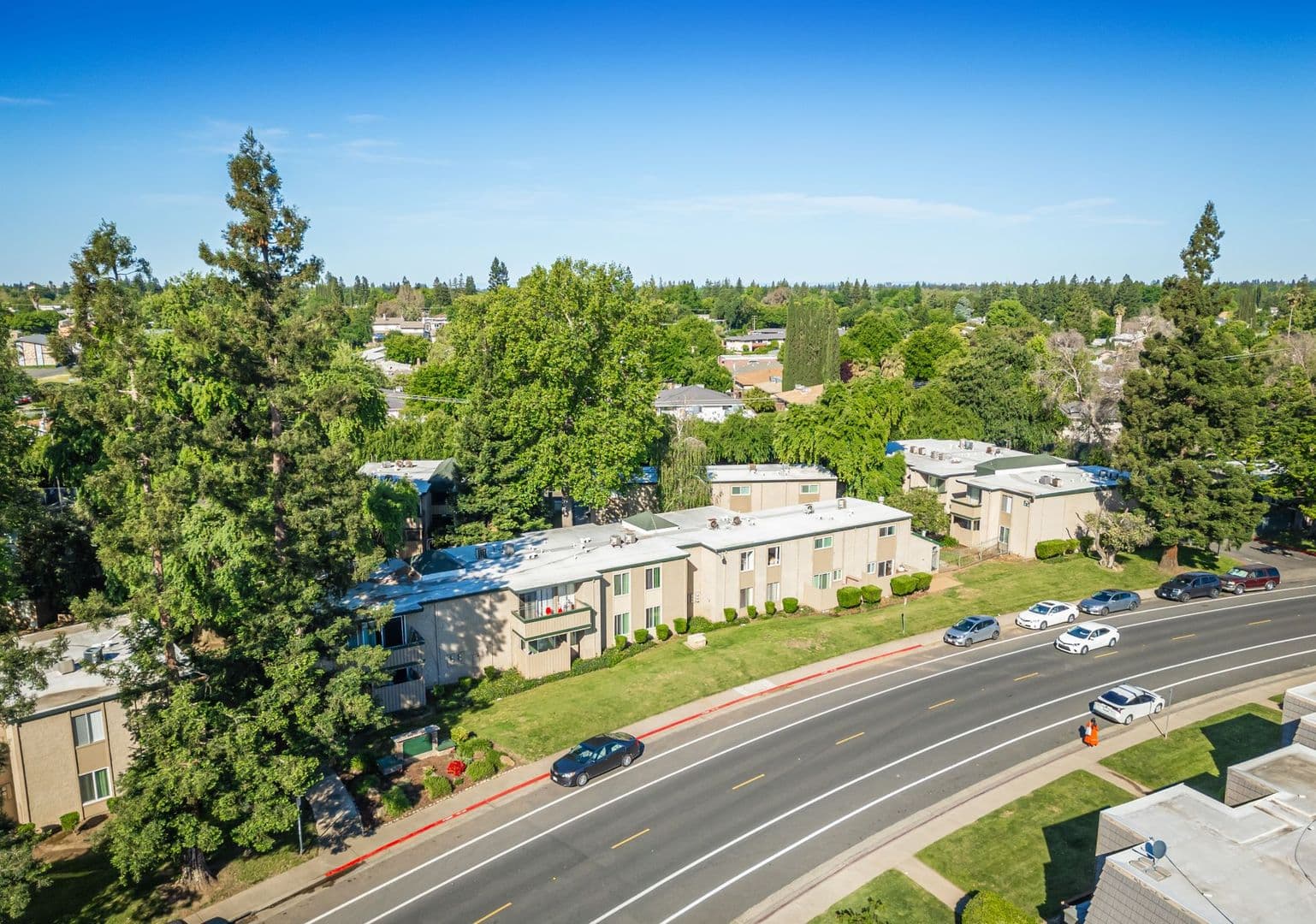 Rancho Cordova Apartment: 2850 La Loma Drive