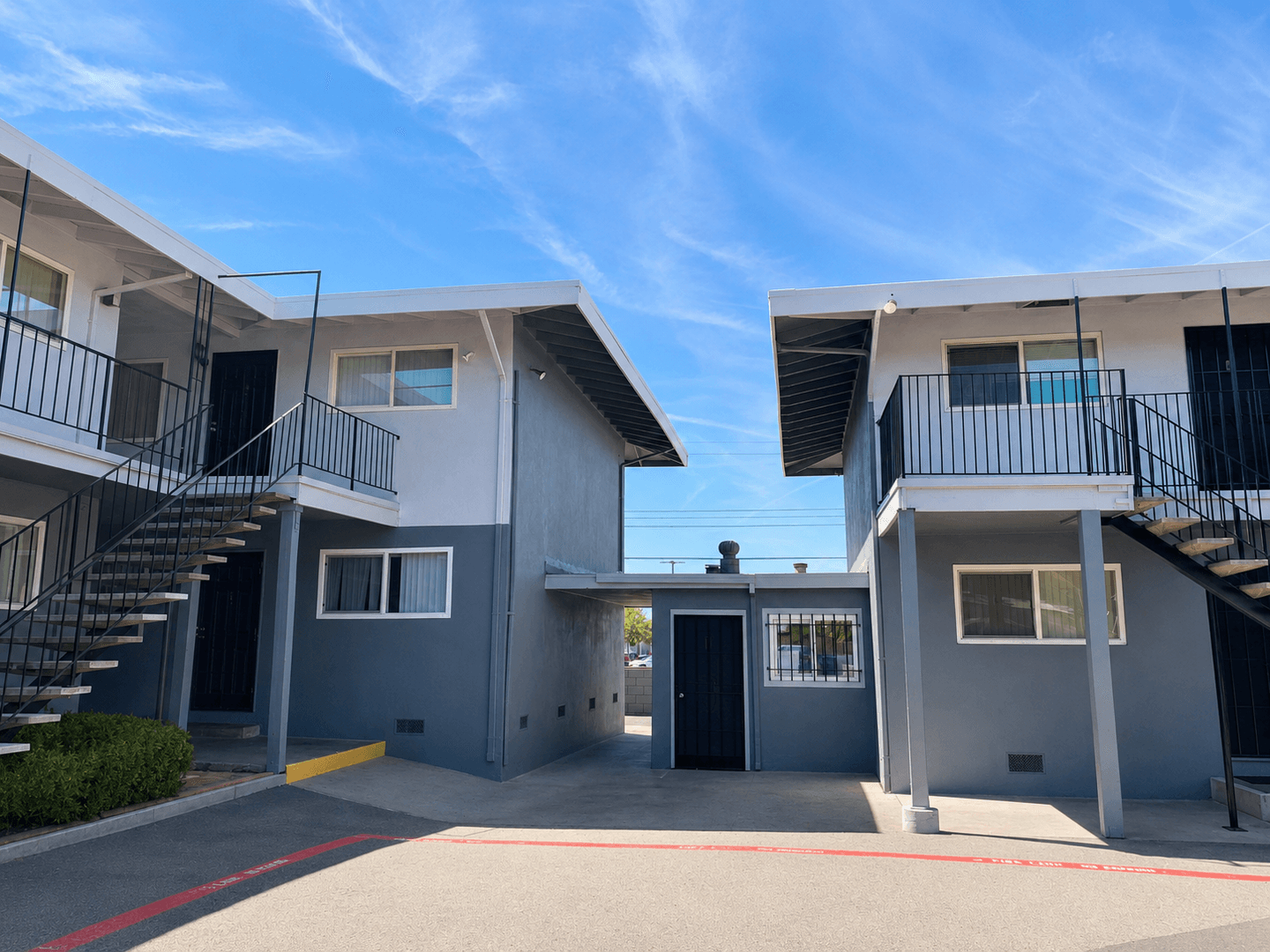 Sacramento Apartment: 5242 College Oaks Dr
