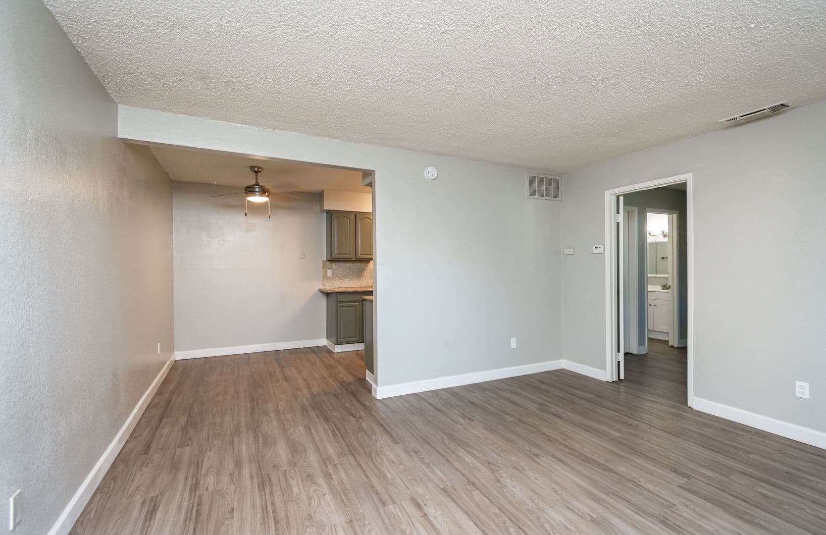 Rancho Cordova Apartment: 10515 Mills Tower Drive
