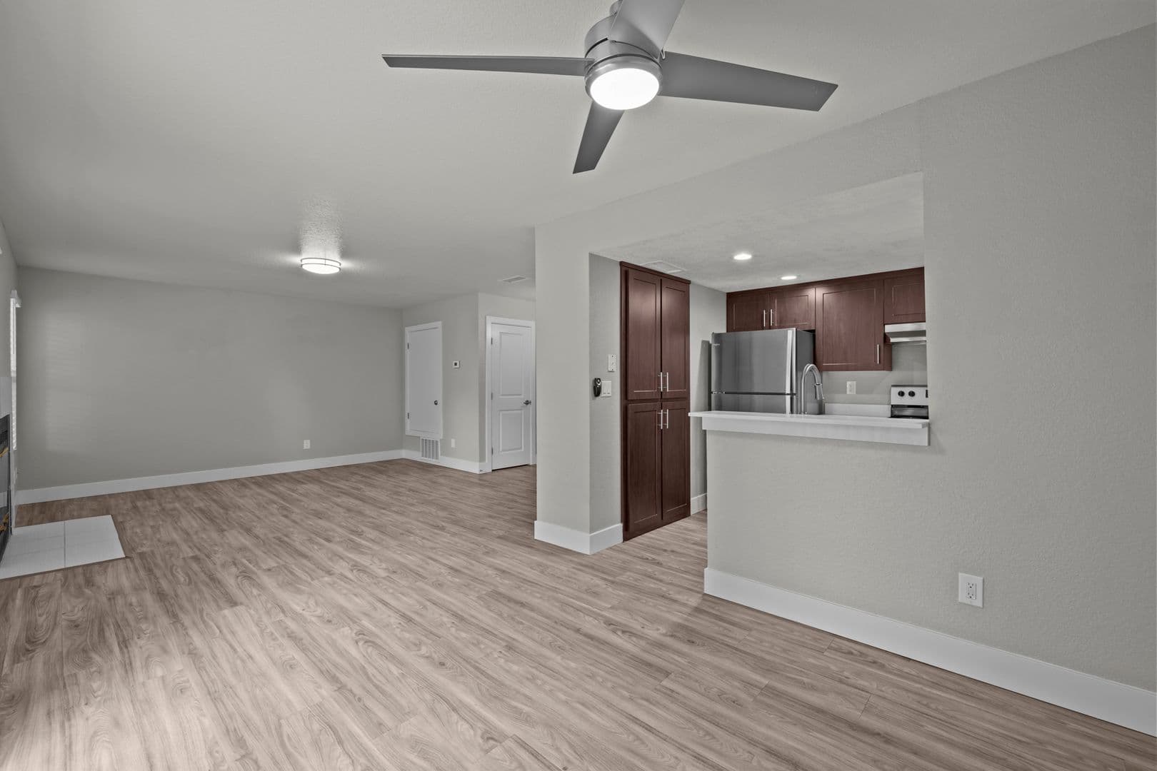 Rancho Cordova Apartment: 2330 Vehicle Dr