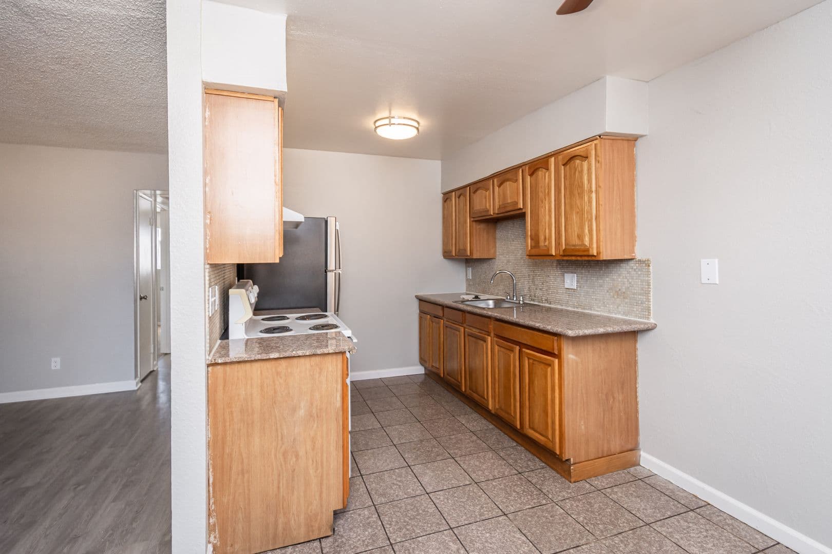 Rancho Cordova Apartment: 10515 Mills Tower Drive
