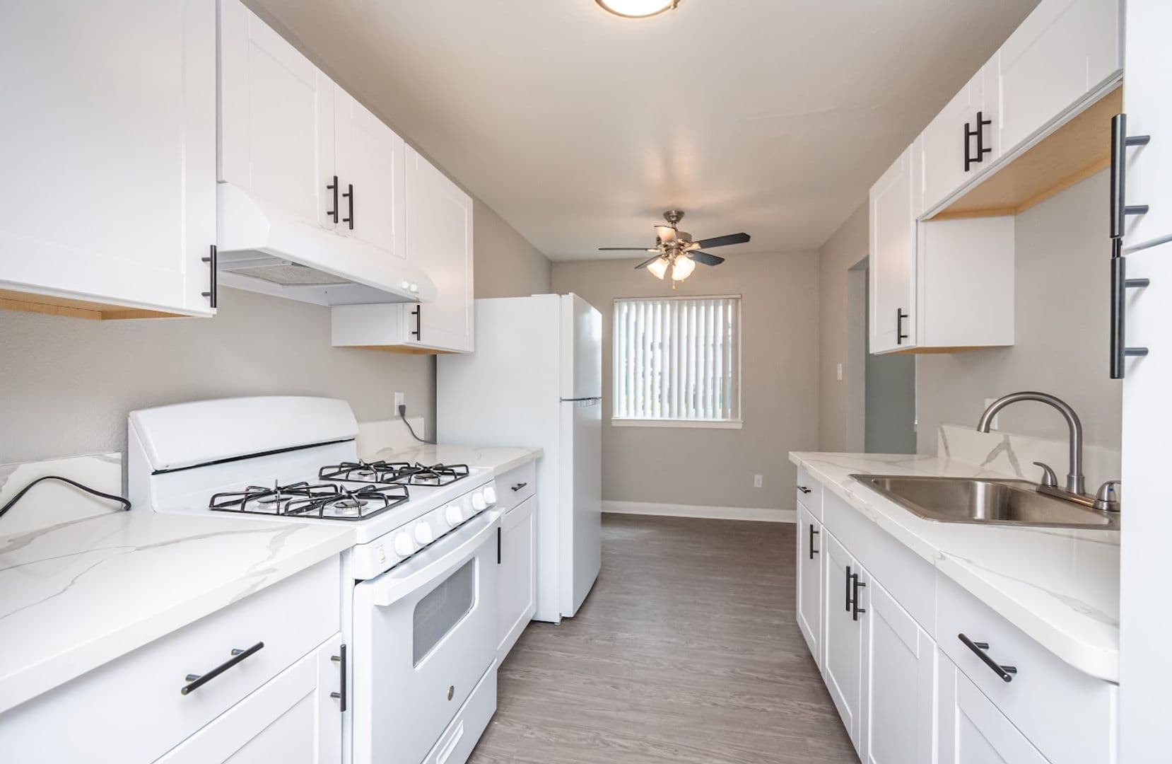 Sacramento Apartment: 3129 Trussel Way