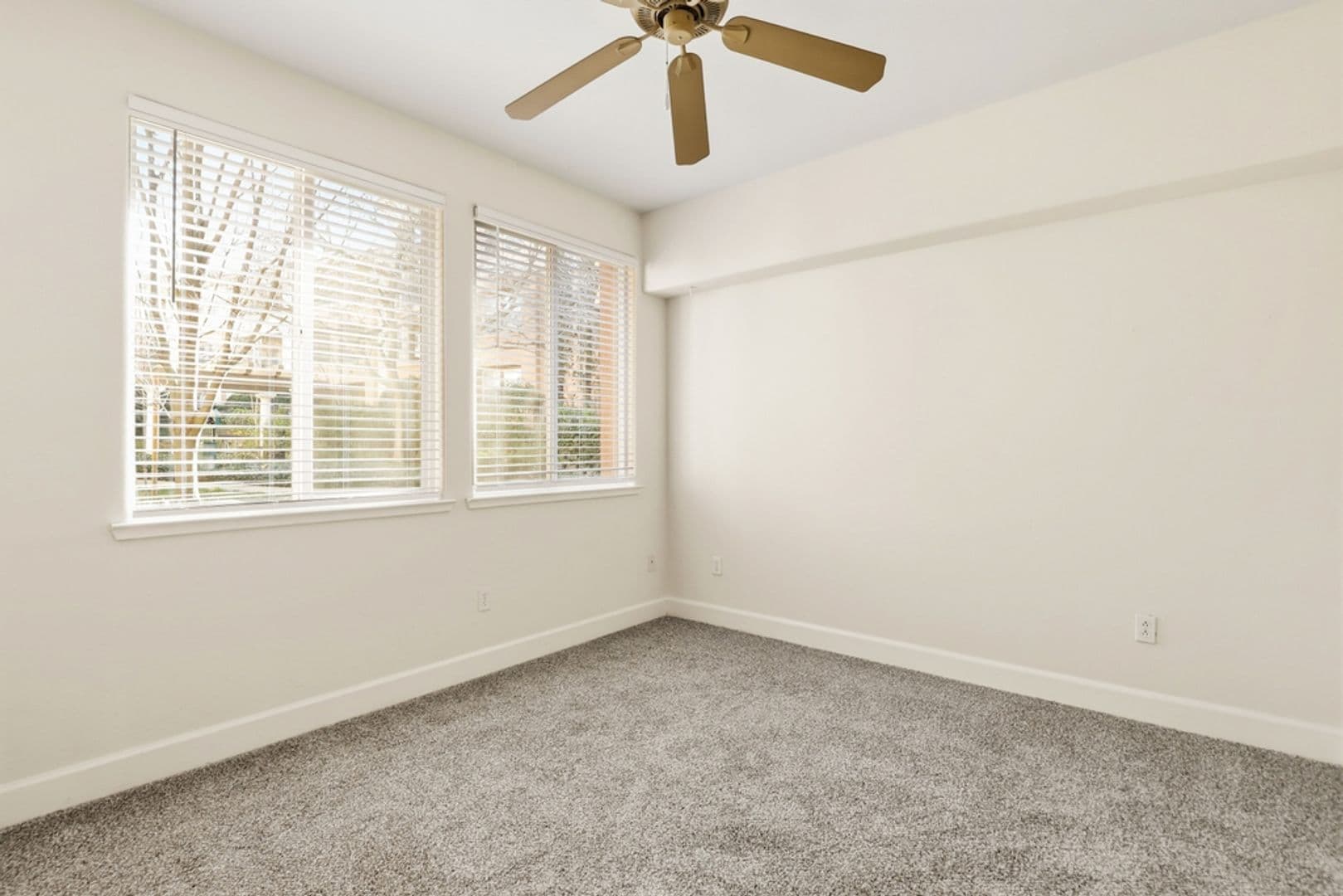 Roseville Apartment: 1501 Secret Ravine Pkwy
