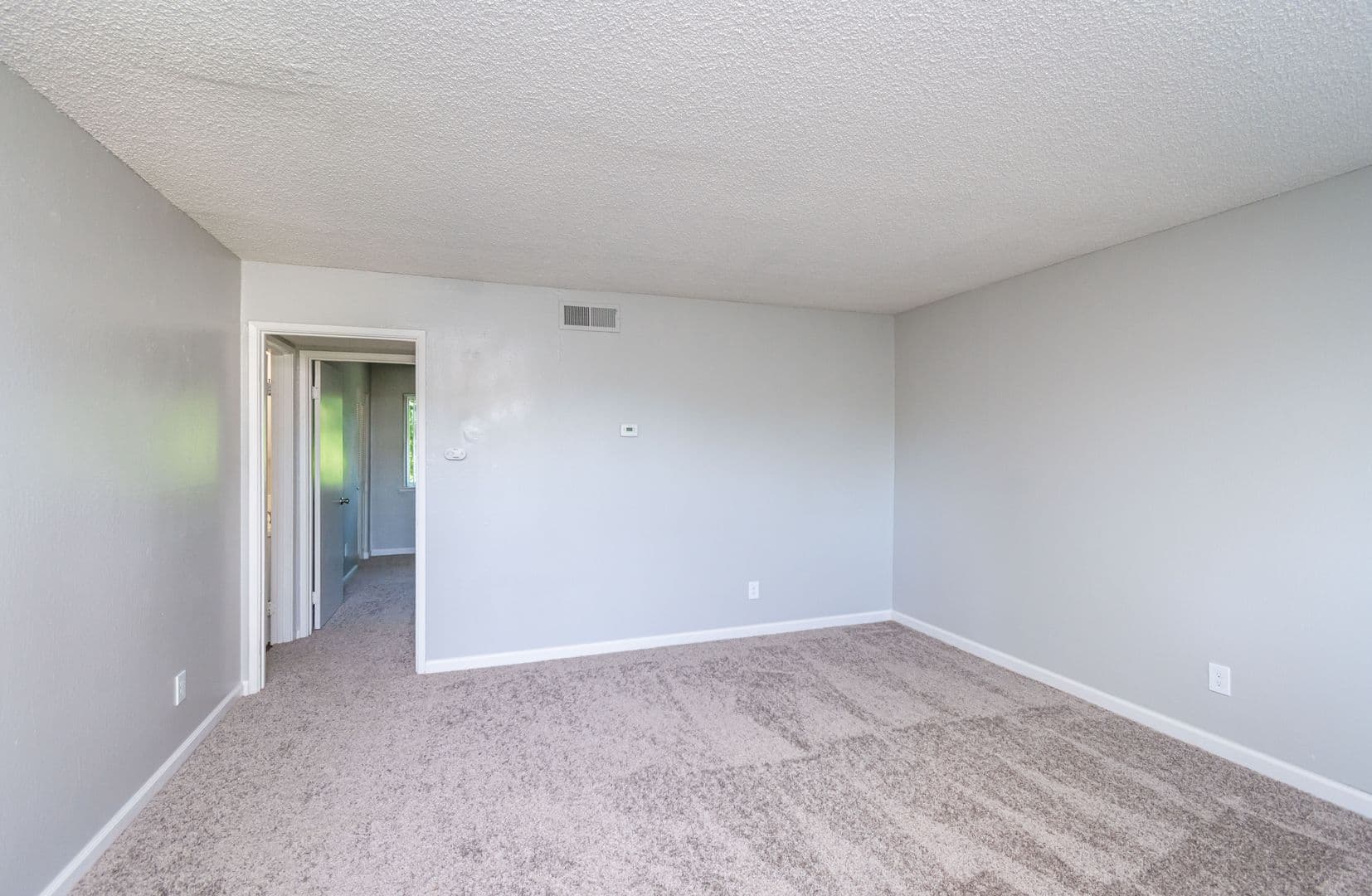 Sacramento Apartment: 4349 Marconi Ave