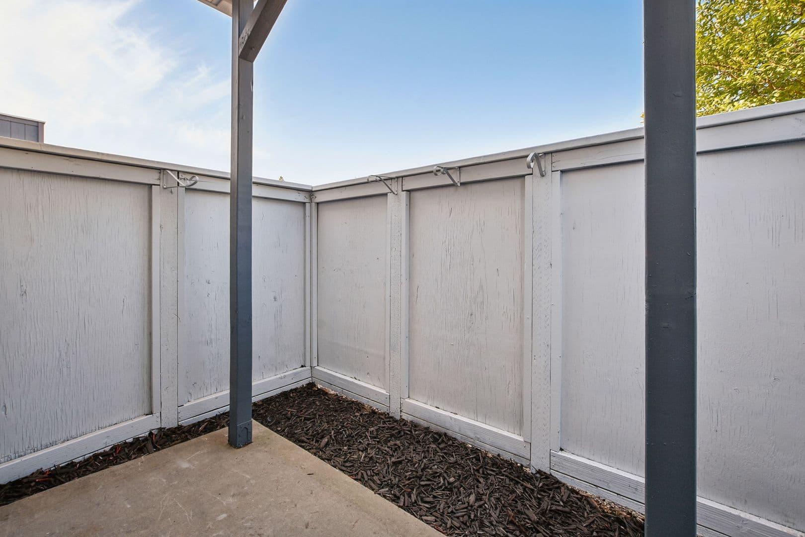 Sacramento Apartment: 3690 S. Port Drive