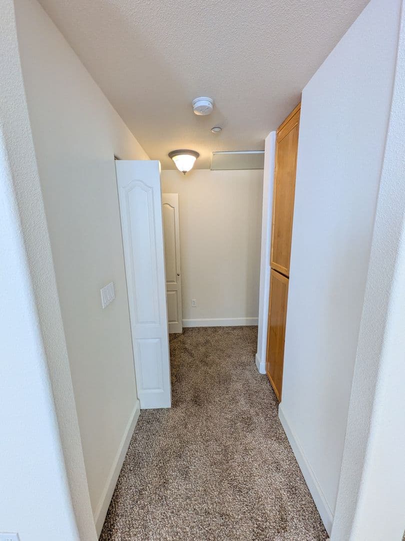 Roseville Apartment: 1501 Secret Ravine Pkwy
