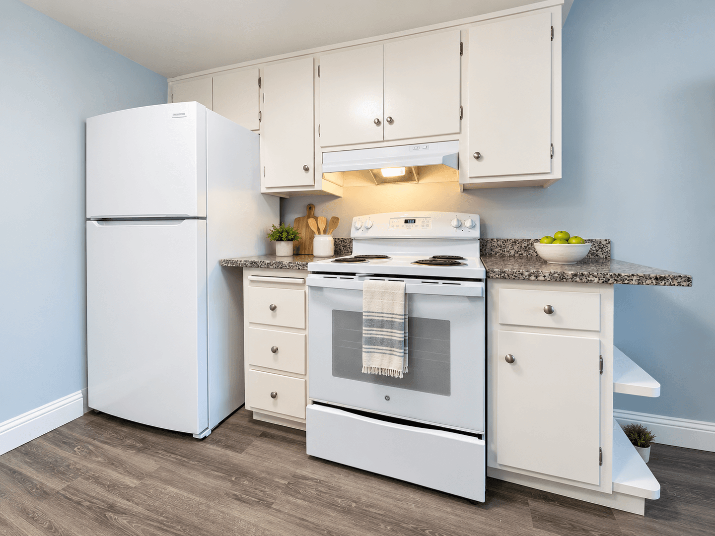 Sacramento Apartment: 2452 Wyda Way