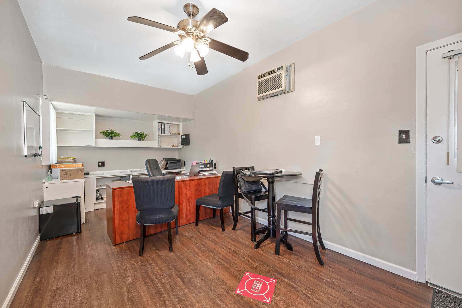 Sacramento Apartment: 2932 Watt Ave