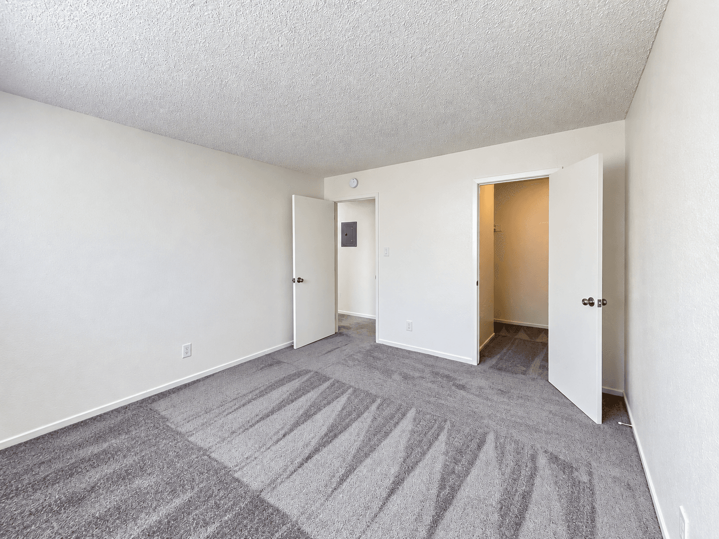 Sacramento Apartment: 2452 Wyda Way