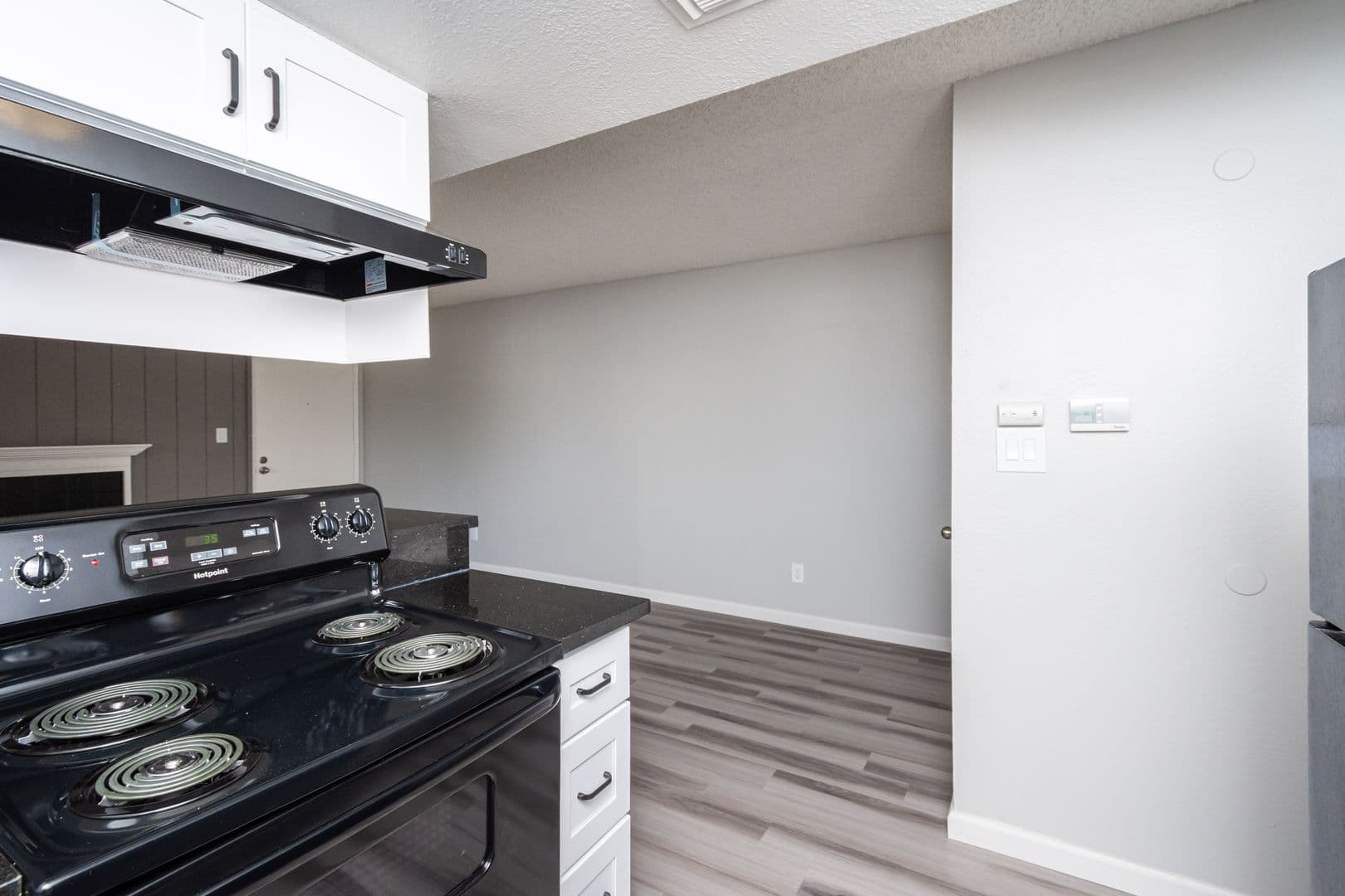 Citrus Heights Apartment: 7969 Pebble Beach Dr