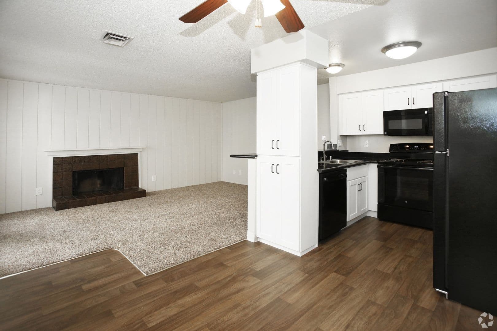Citrus Heights Apartment: 7969 Pebble Beach Dr
