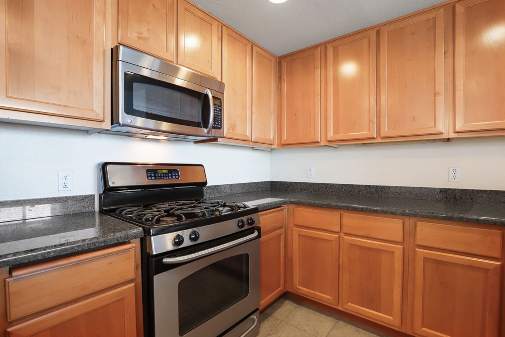 Roseville Apartment: 1501 Secret Ravine Pkwy
