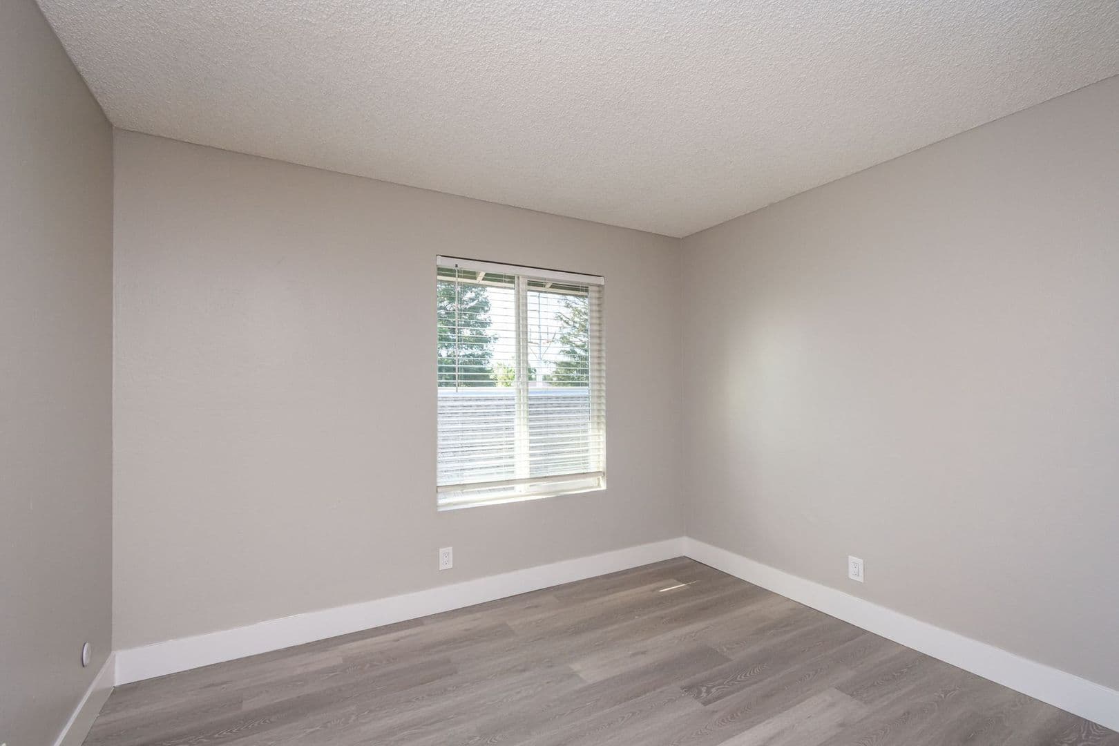 Sacramento Apartment: 2257 Hurley Way