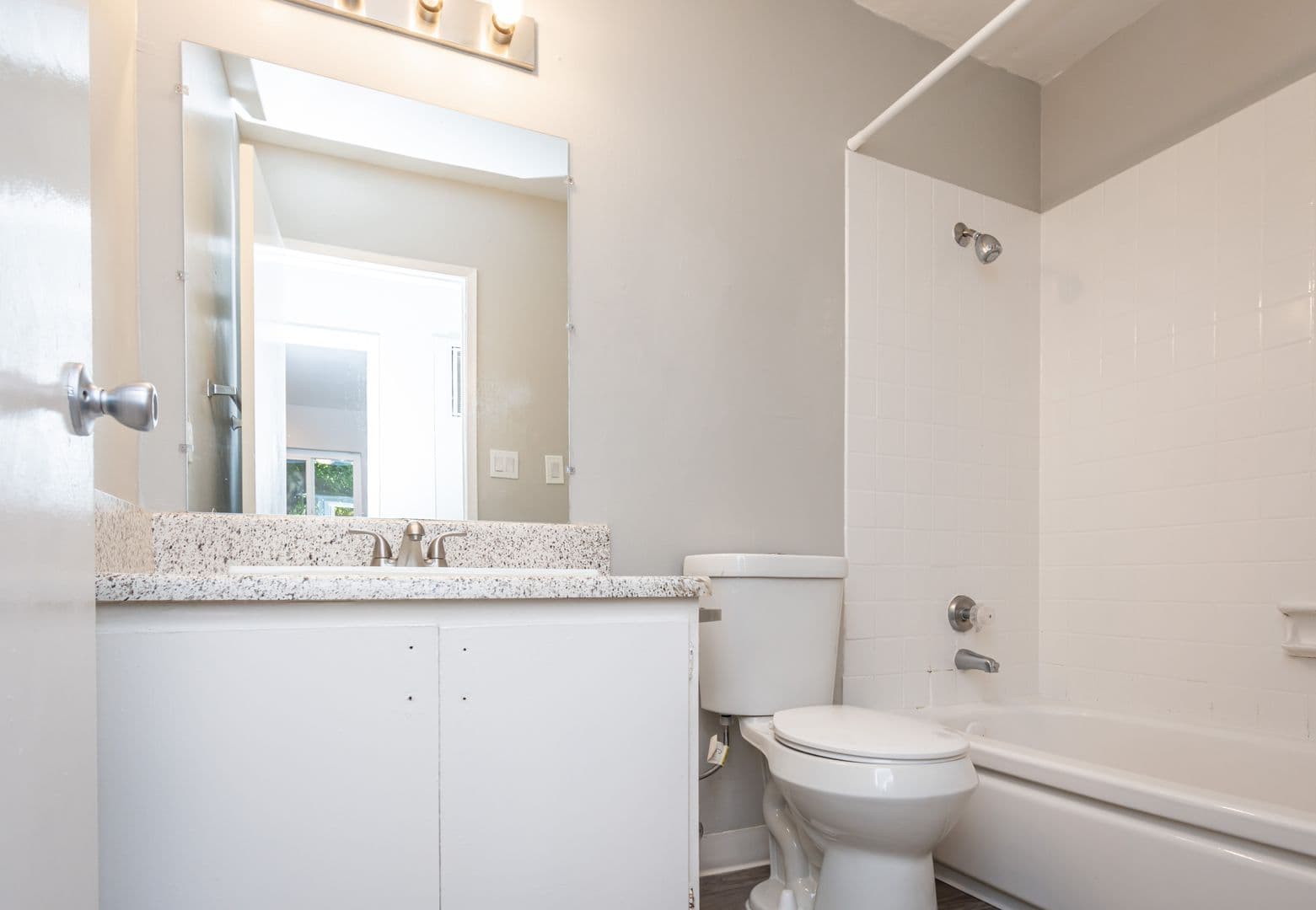 Sacramento Apartment: 2807 Elvyra Way