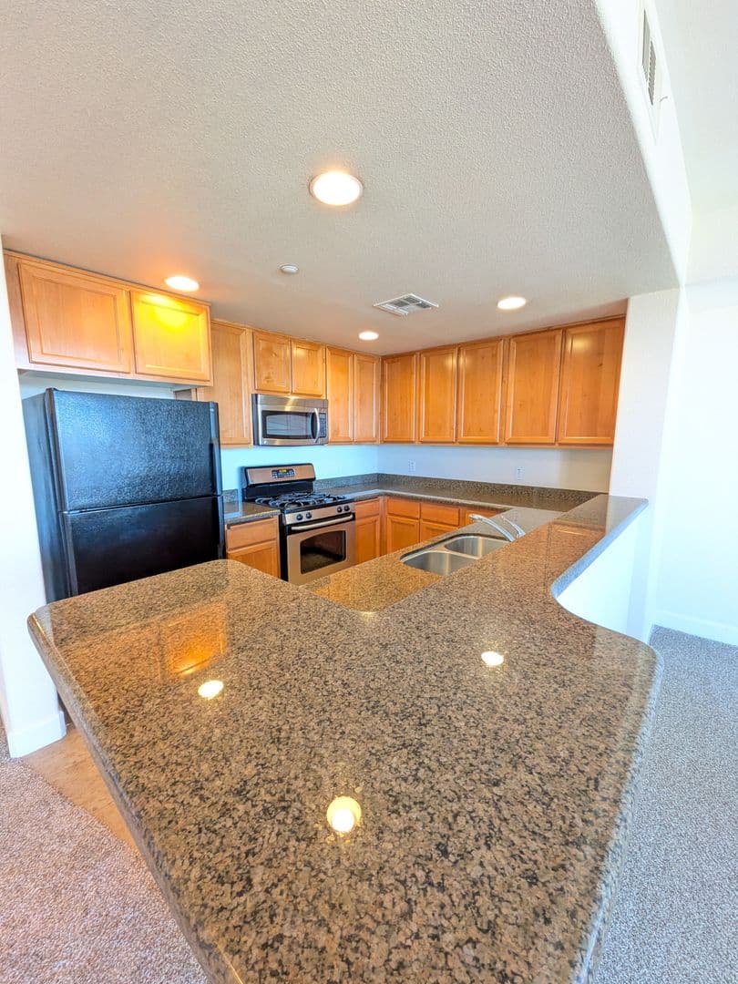Roseville Apartment: 1501 Secret Ravine Pkwy
