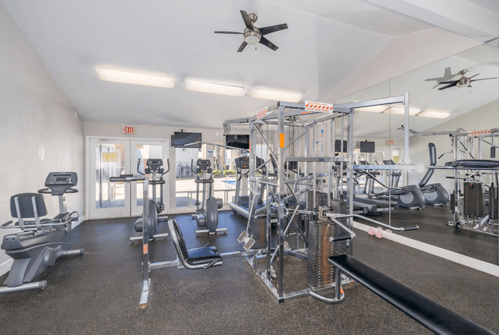 Sacramento Apartment: 7826 Center Parkway