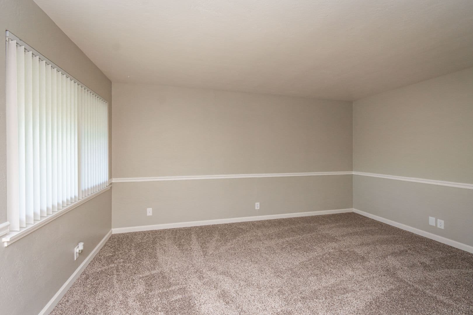 Sacramento Apartment: 801 McClatchy Way