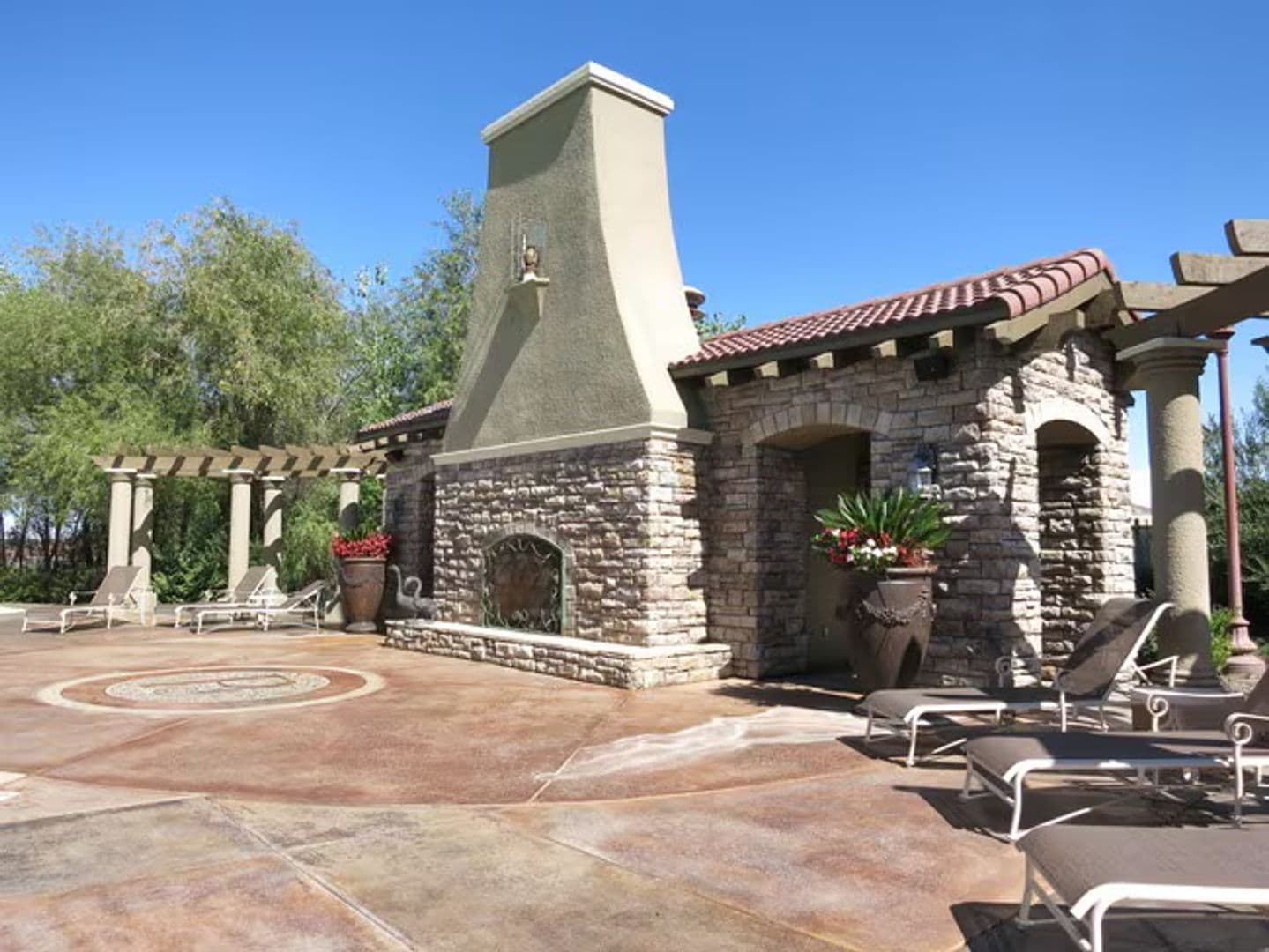 Roseville Apartment: 1501 Secret Ravine Pkwy