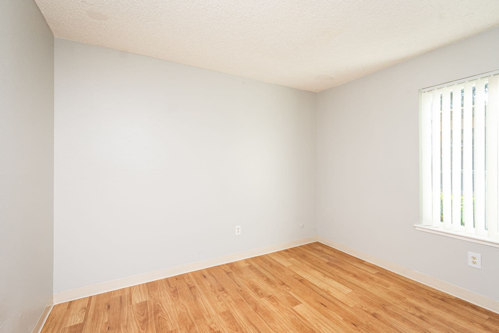 Rancho Cordova Apartment: 2850 La Loma Drive