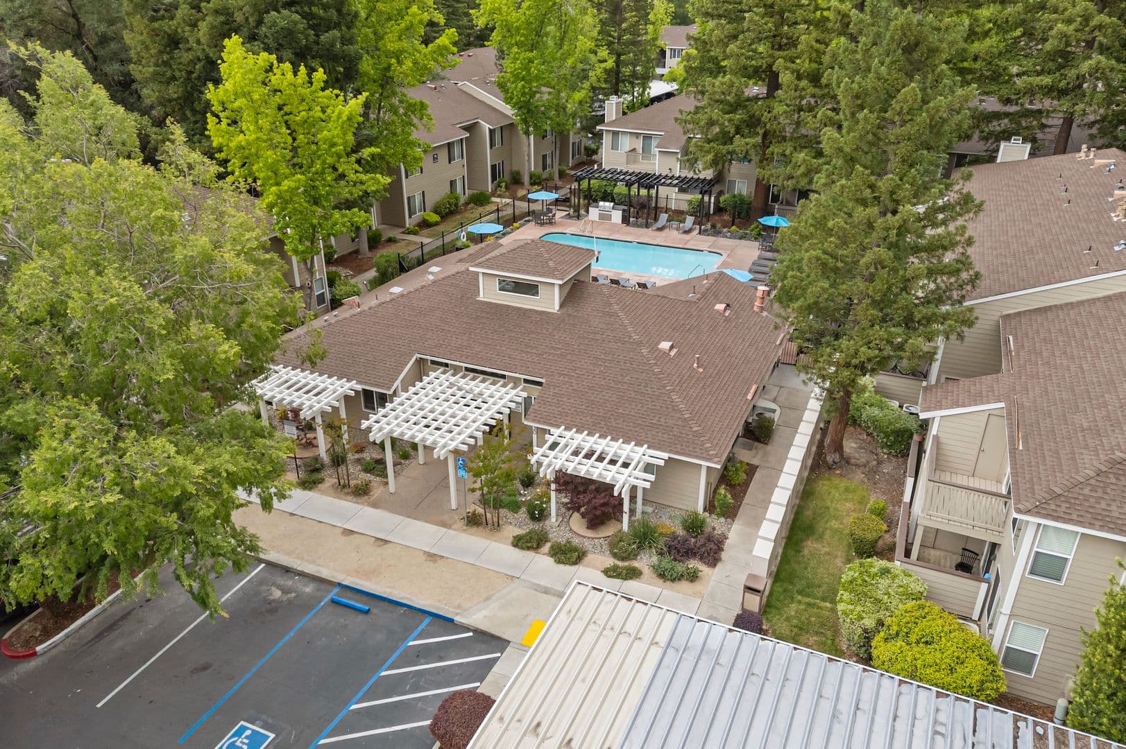 Rancho Cordova Apartment: 2330 Vehicle Dr