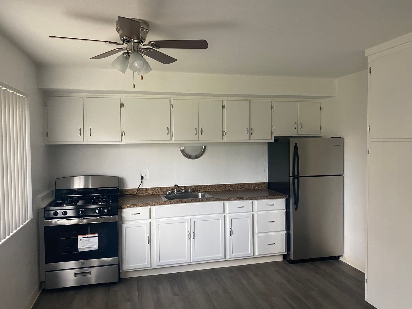 Sacramento Apartment: 6115 63rd St