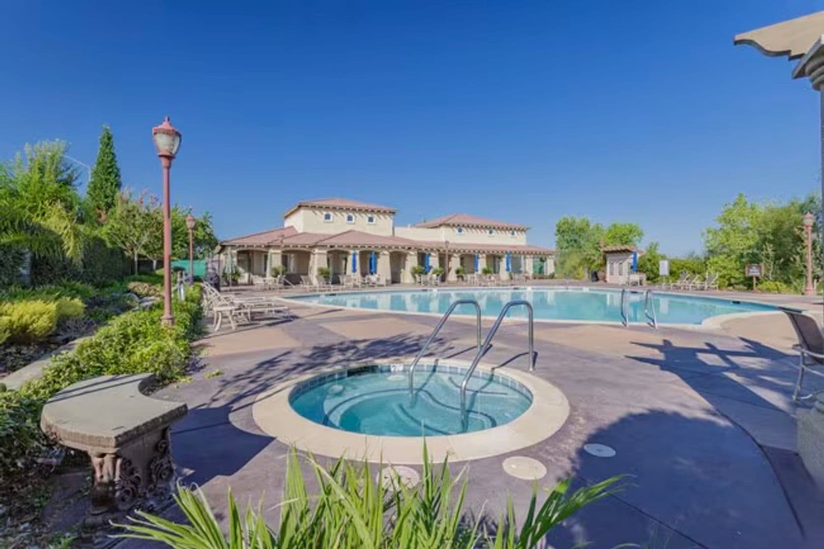 Roseville Apartment: 1501 Secret Ravine Pkwy