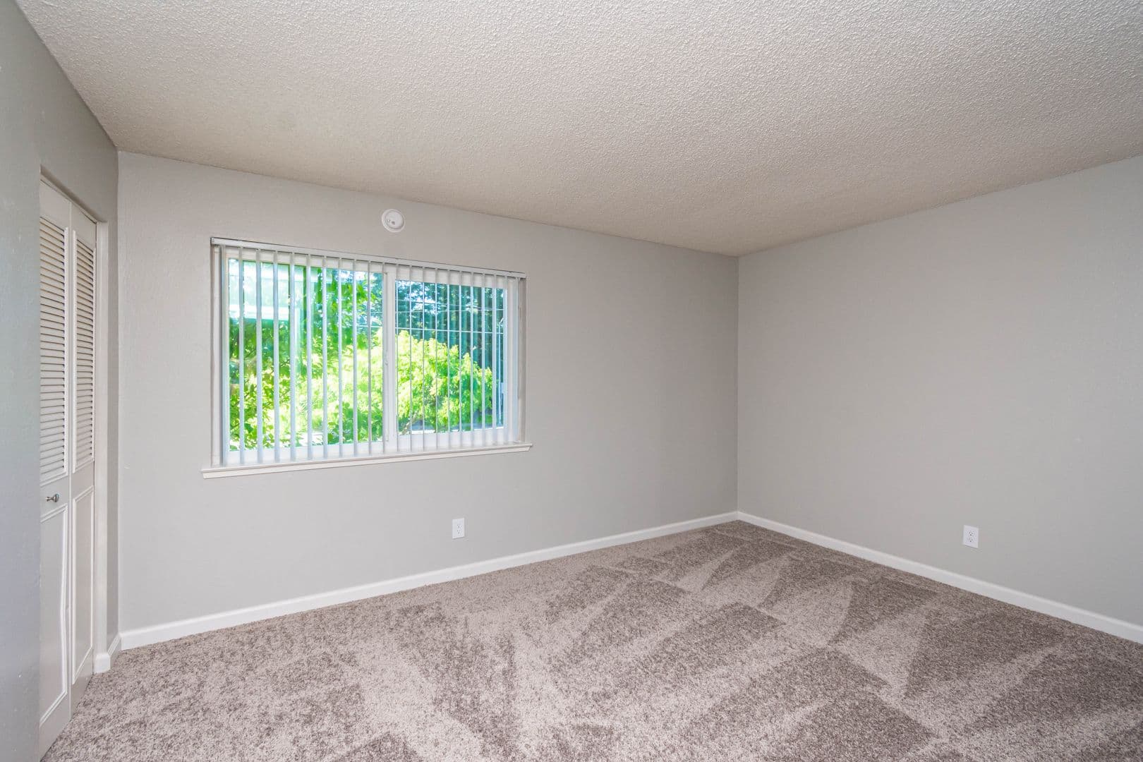 Sacramento Apartment: 4349 Marconi Ave