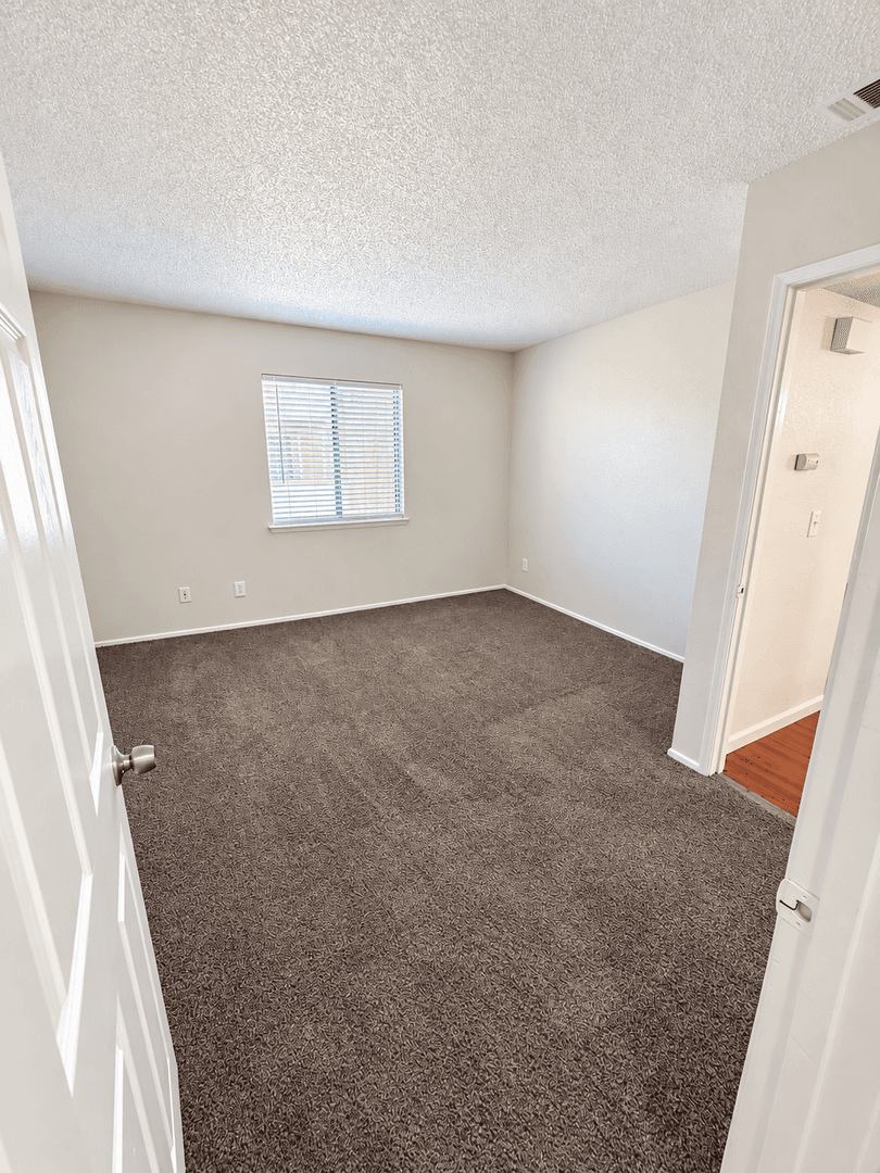 Sacramento Apartment: 3859 Annadale Ln