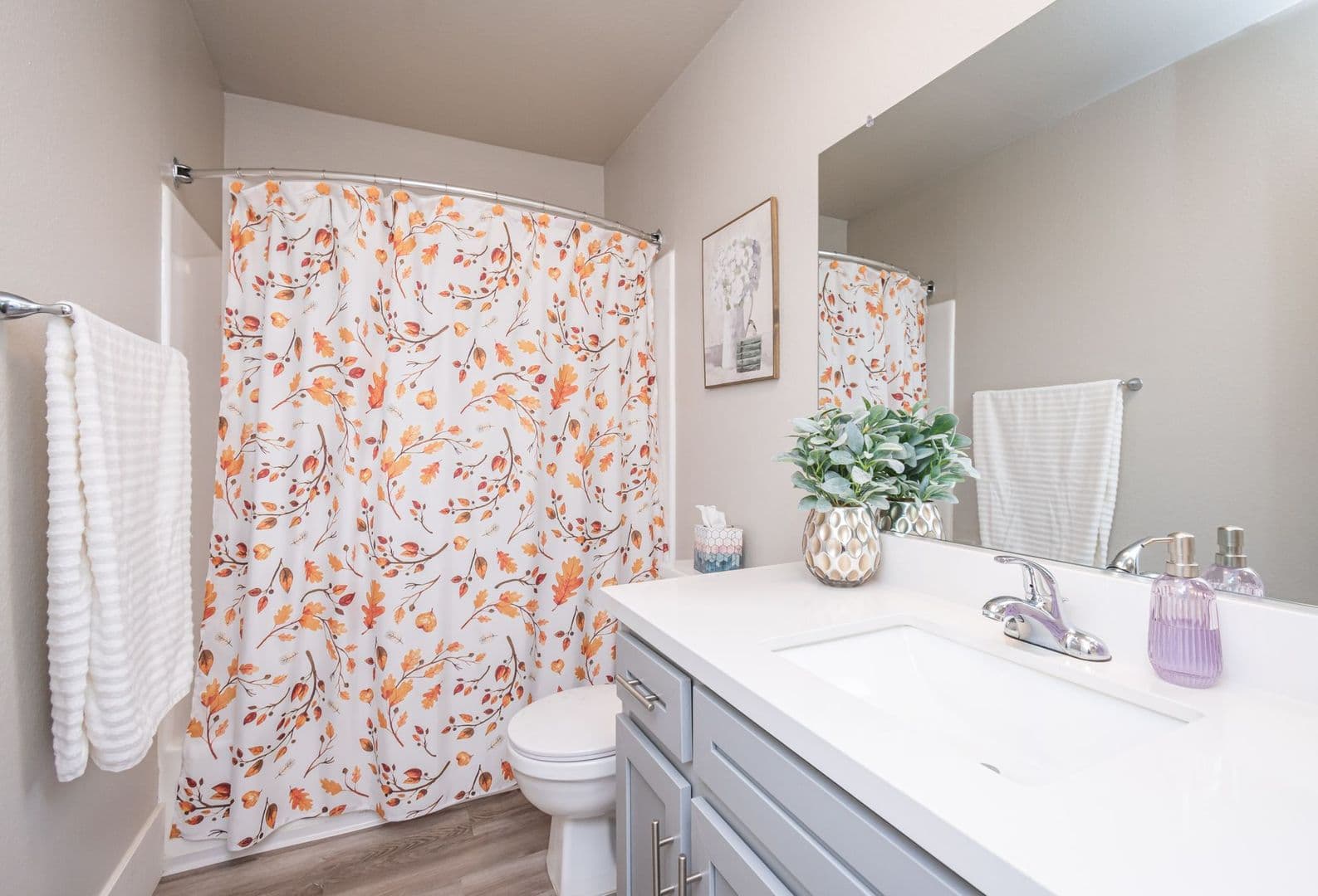 Sacramento Apartment: 2257 Hurley Way