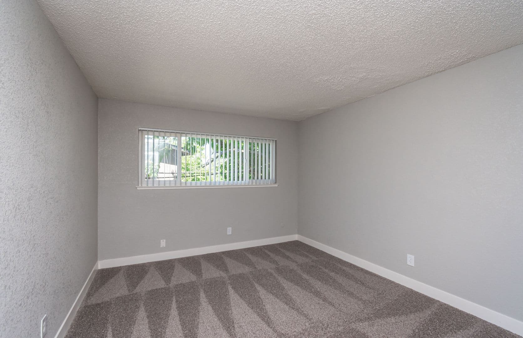 Sacramento Apartment: 2299 Eden Roc Lane