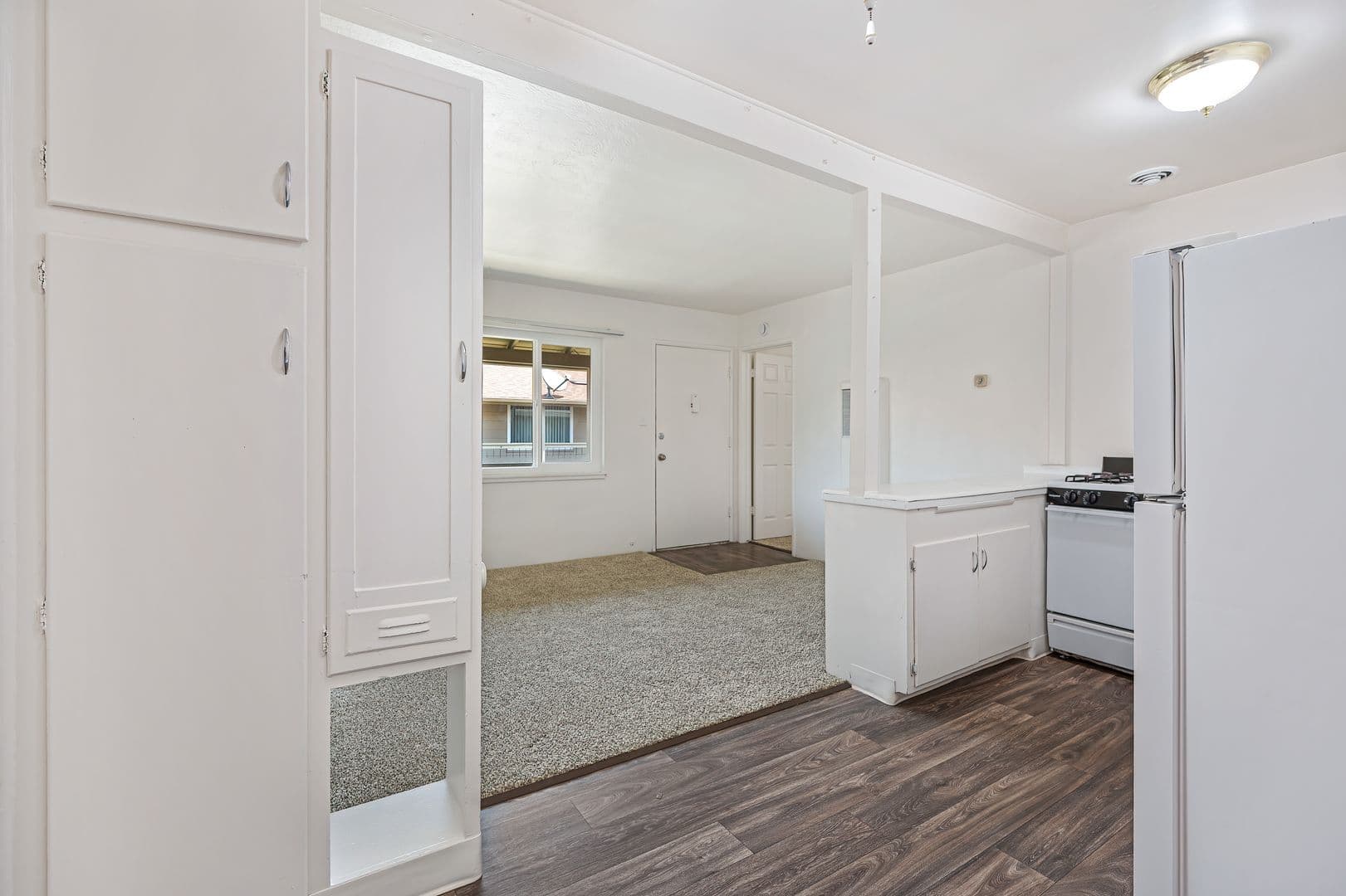 Sacramento Apartment: 2932 Watt Ave