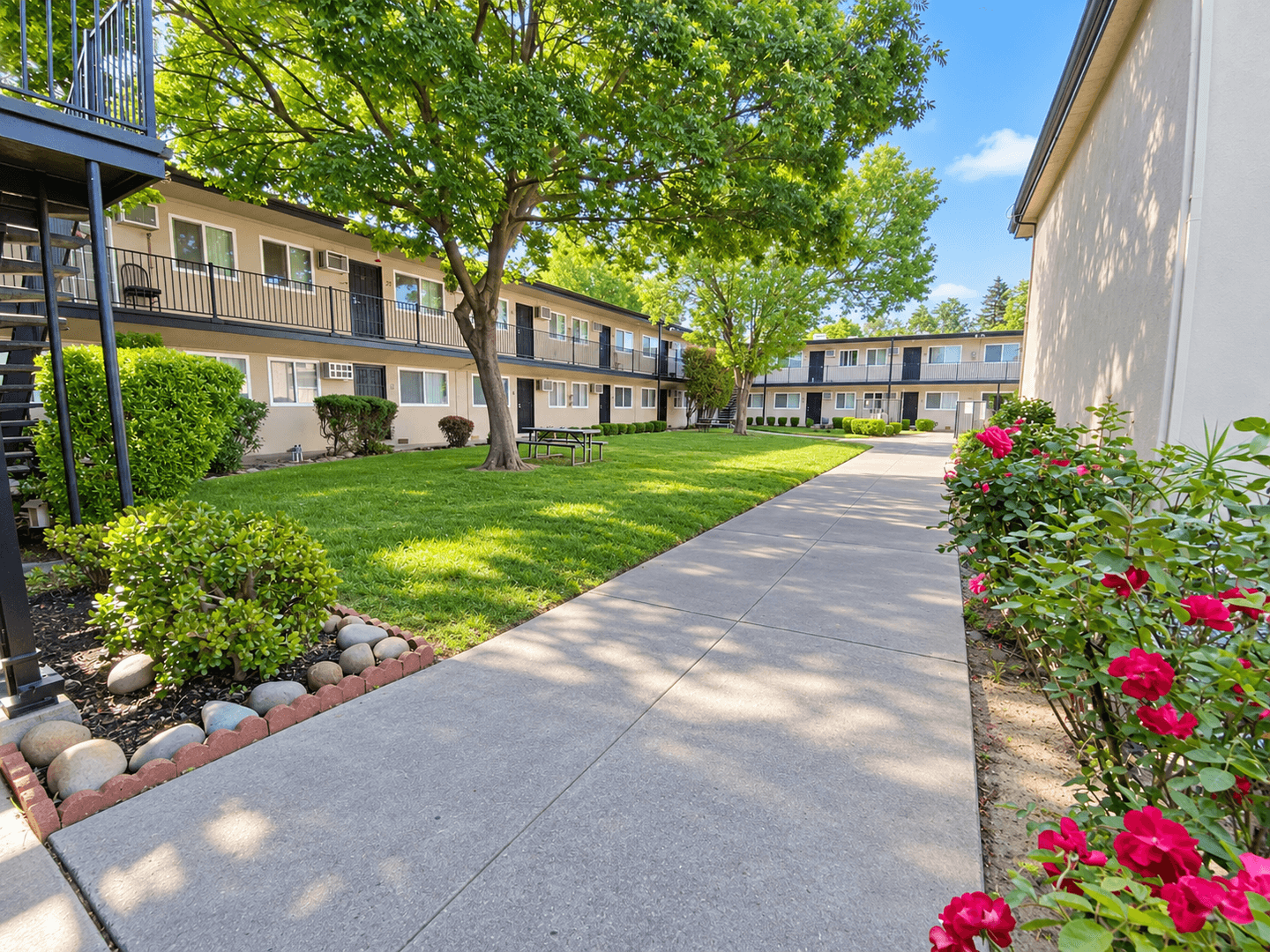 Sacramento Apartment: 2512 Edison Ave