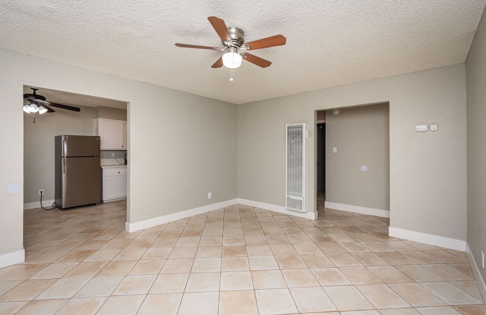 Sacramento Apartment: 1580 Morse Avenue