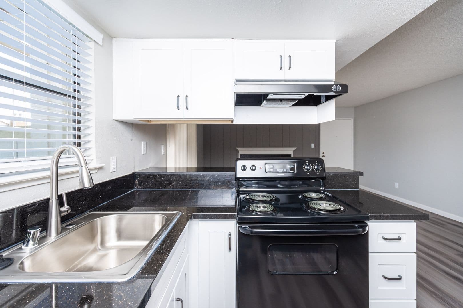 Citrus Heights Apartment: 7969 Pebble Beach Dr