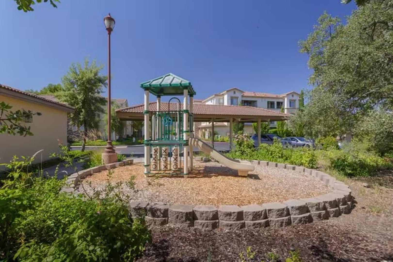 Roseville Apartment: 1501 Secret Ravine Pkwy