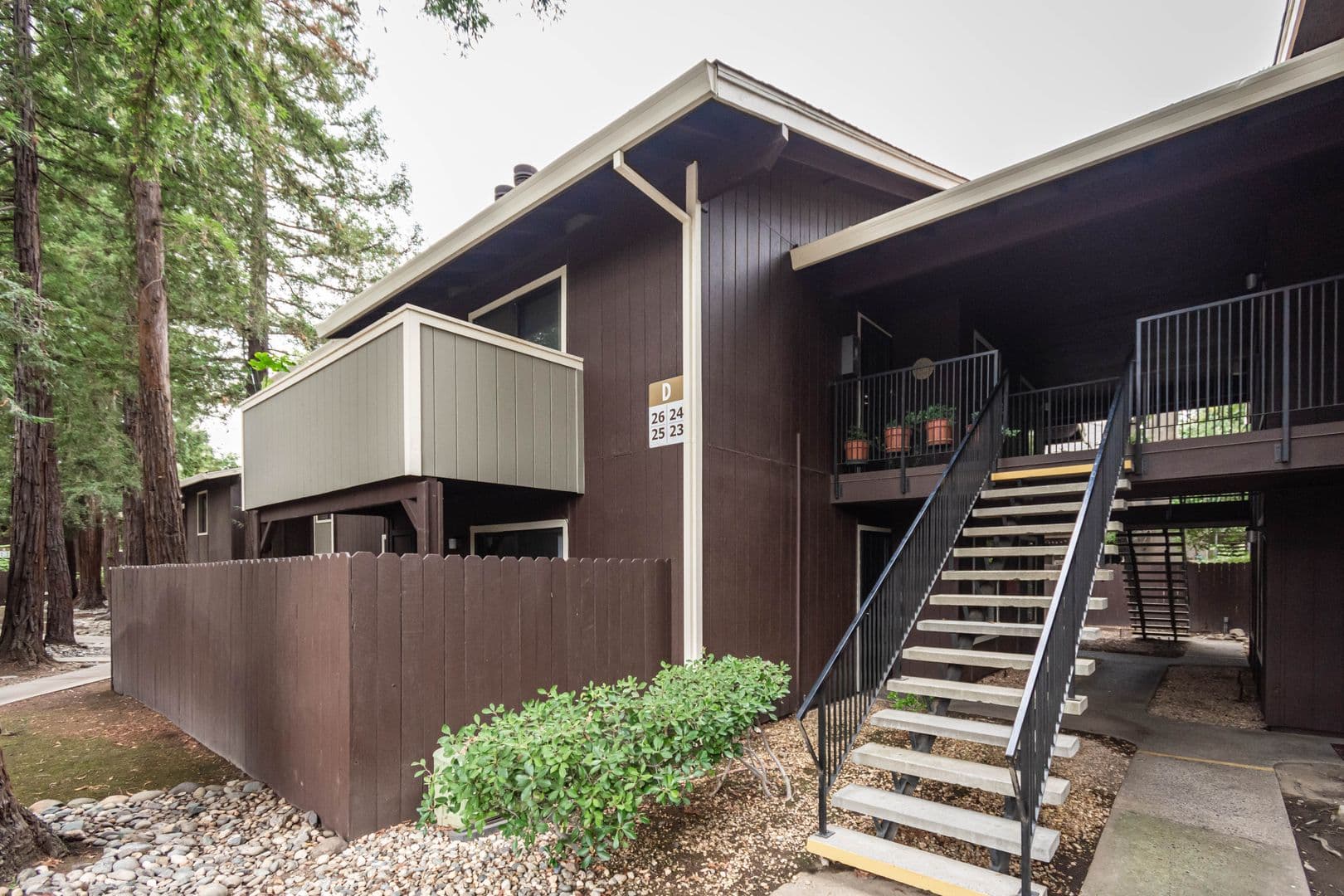 Sacramento Apartment: 1000 Fulton Avenue
