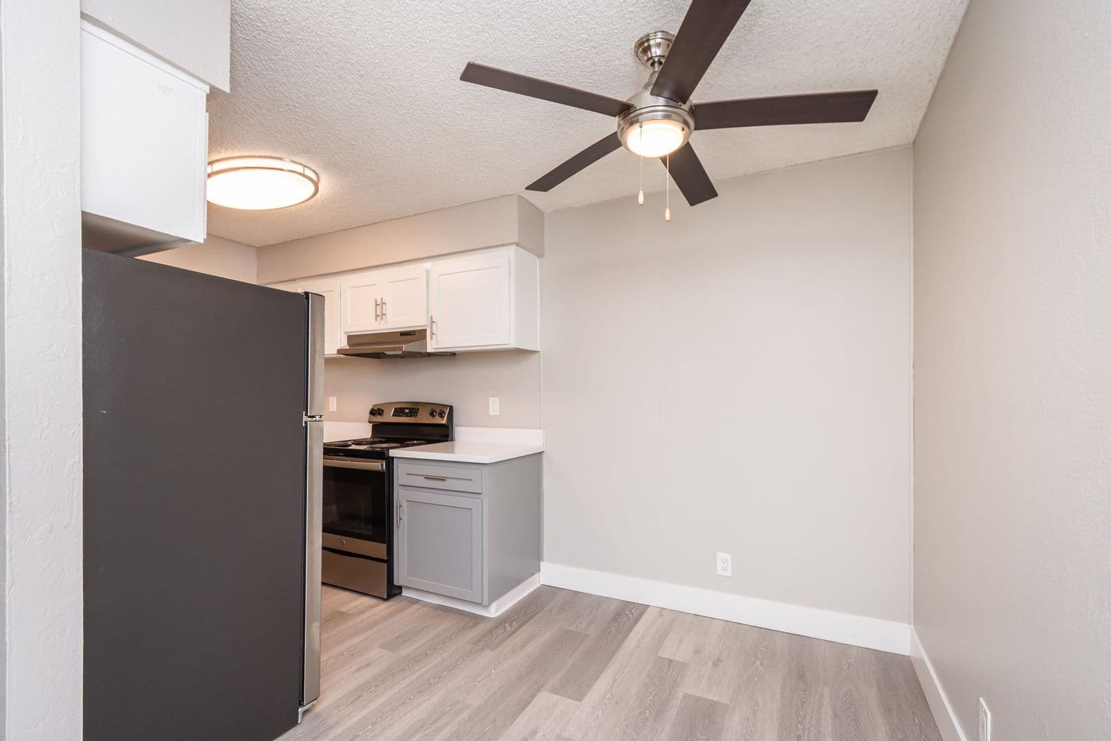 Sacramento Apartment: 2257 Hurley Way