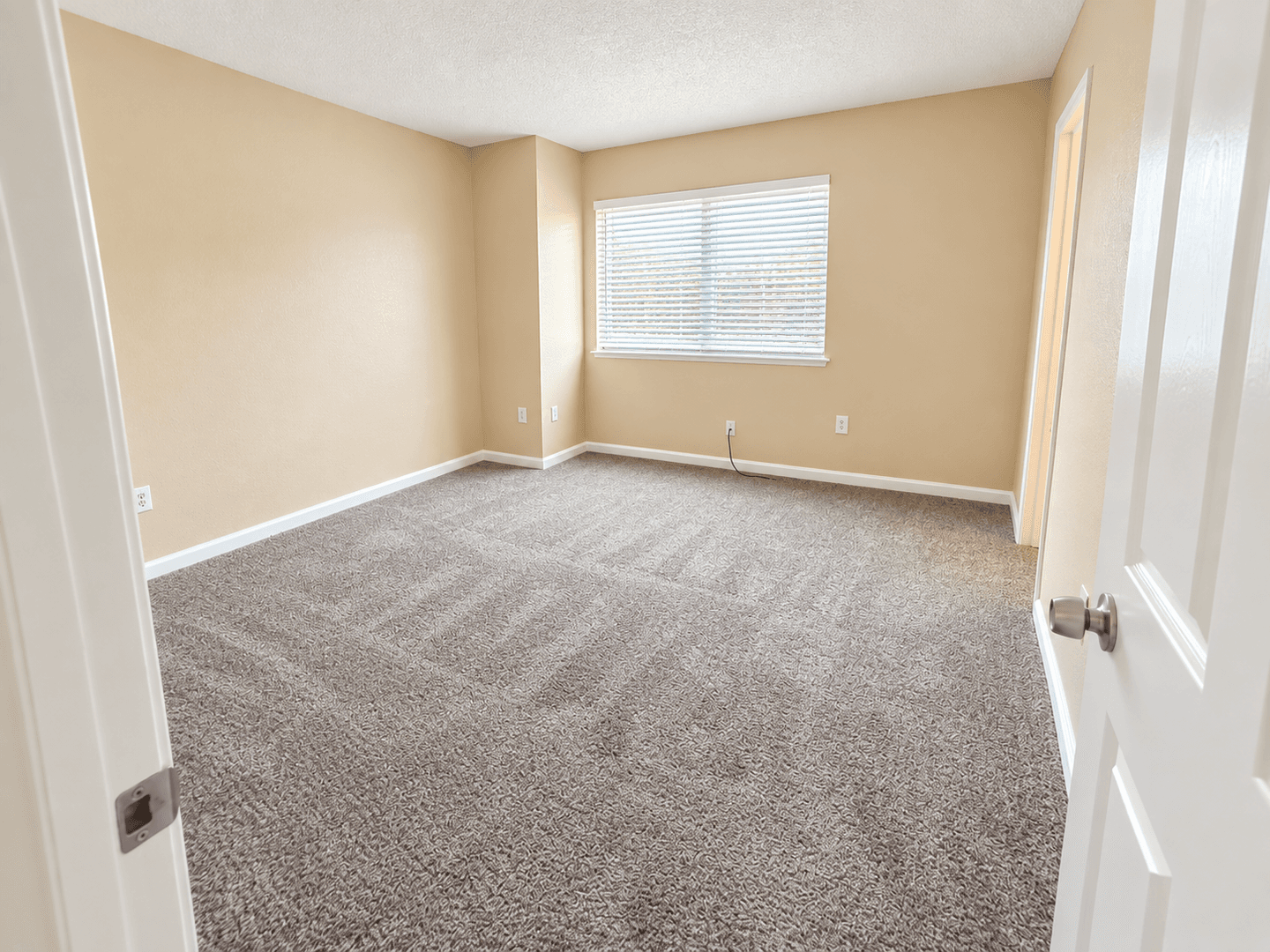 Sacramento Apartment: 3859 Annadale Ln
