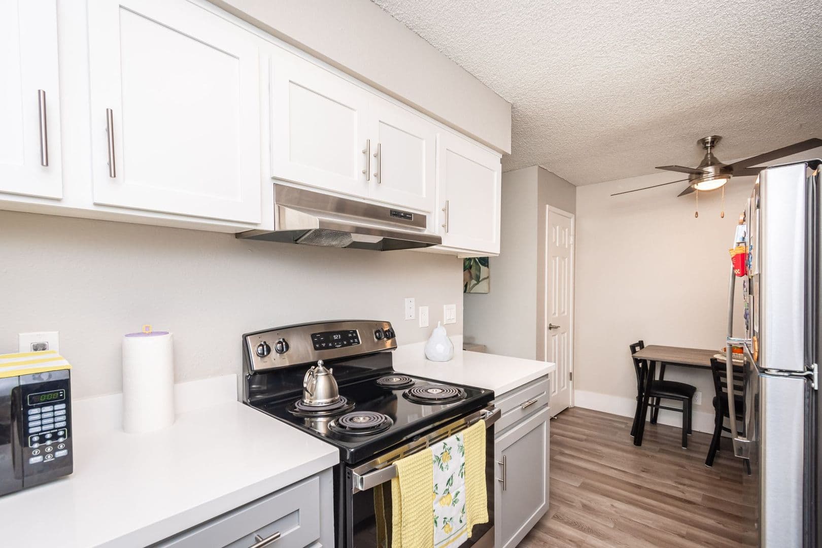 Sacramento Apartment: 2257 Hurley Way