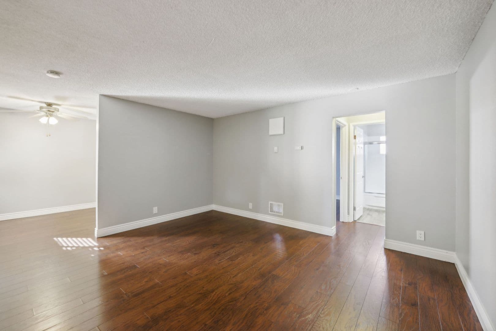 San Leandro Apartment: 13495 Bancroft Ave