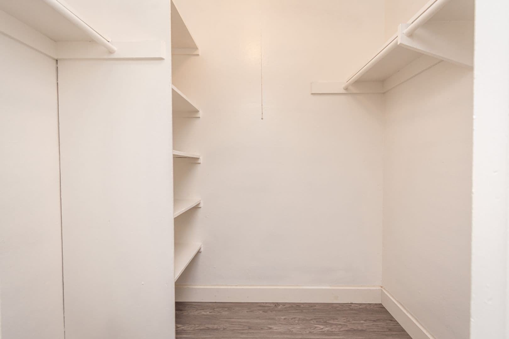 Sacramento Apartment: 2807 Elvyra Way